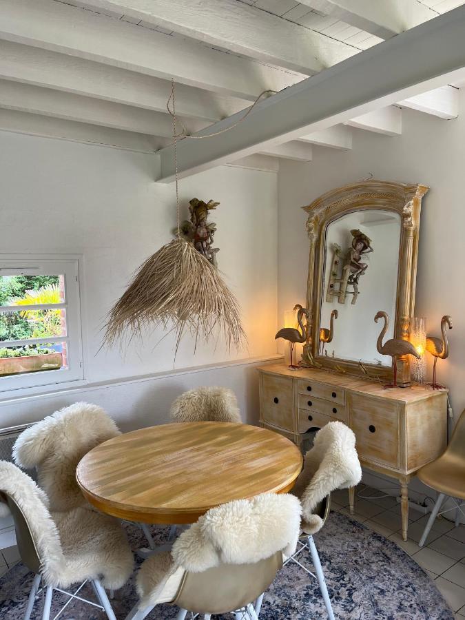 Gîte Le Chat Chez Qui J'habite Saint-Aubin-sur-Mer  Extérieur photo